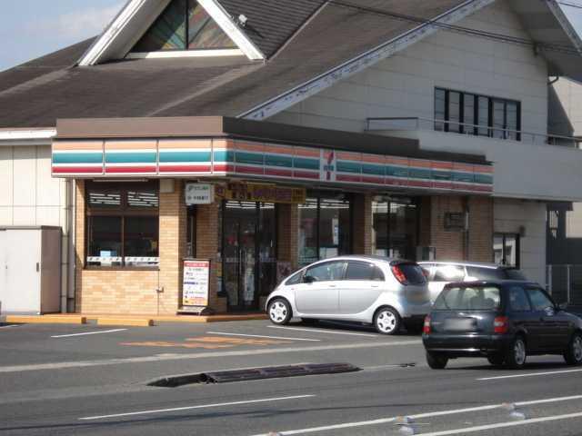 セブンイレブン倉敷中畝10丁目店：715m