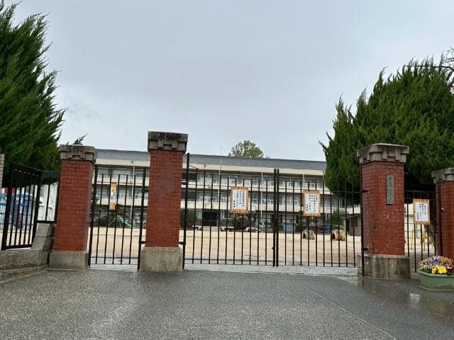 早島町立早島小学校：906m
