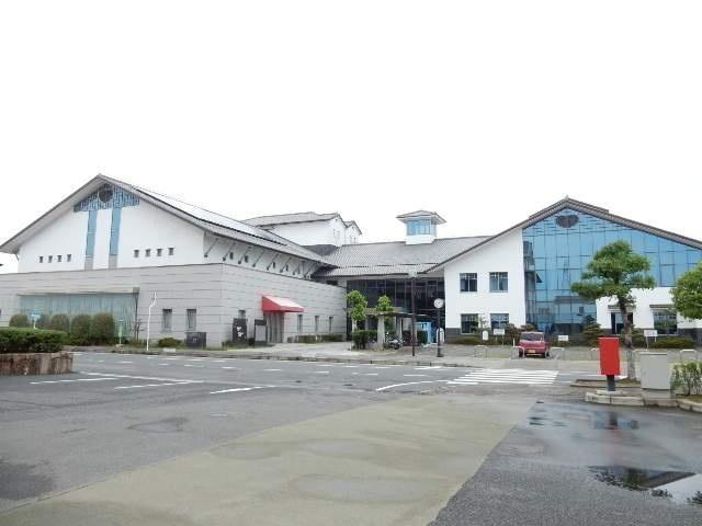 早島町立図書館：2552m