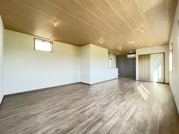 commercial 安塚町