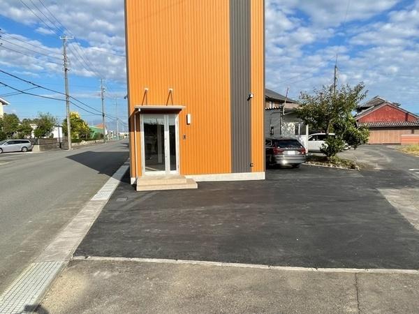 commercial 安塚町