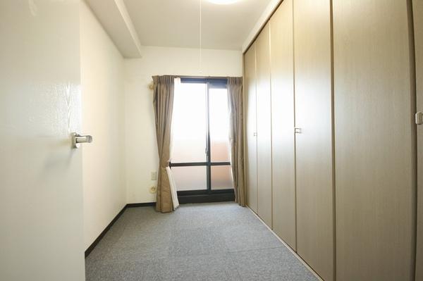 apartment 神戸９丁目