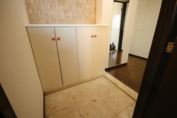 apartment 神戸９丁目