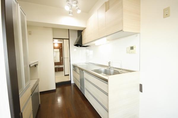 apartment 神戸９丁目