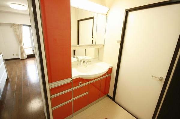 apartment 神戸９丁目