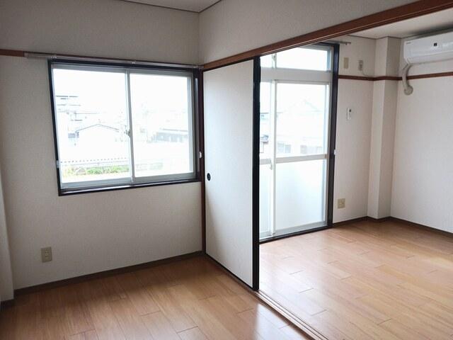 サンビレッジ稲生（2-D） 室内