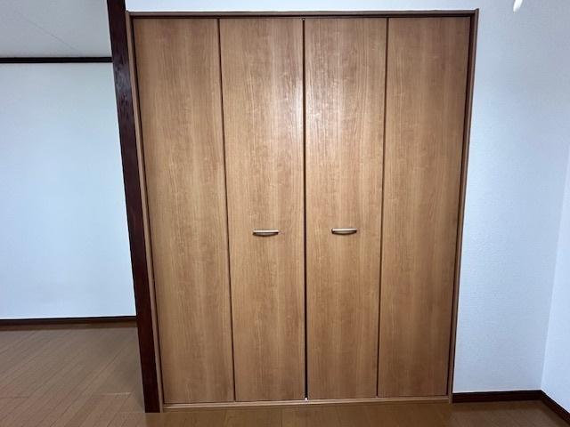 亀山第三ハイツ（301） 収納