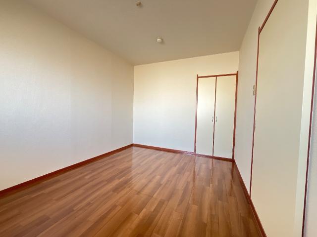 パールロイヤル江島 部屋画像