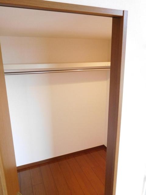 コンフォート羽山（202） 収納