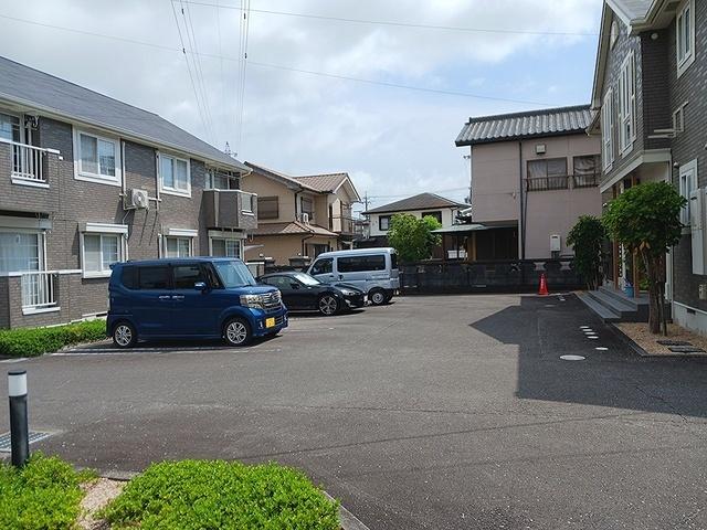 Ｏｎｌｙ　Ｏｎｅ　Ⅱ（202） 駐車場