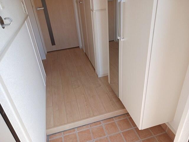 バルサミーナ（101） 玄関