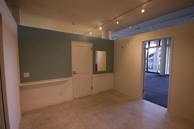 commercial 住吉町