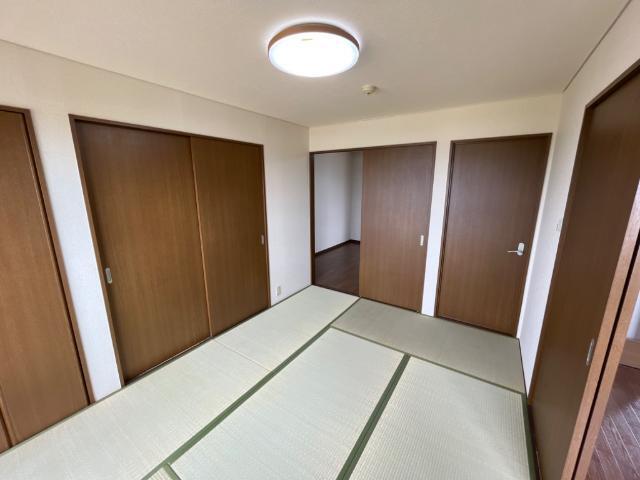 Ａｃｕｒｏ　Ｈｉｌｌｓ 室内