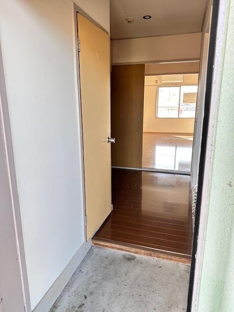中川原ハイツ（310） 玄関