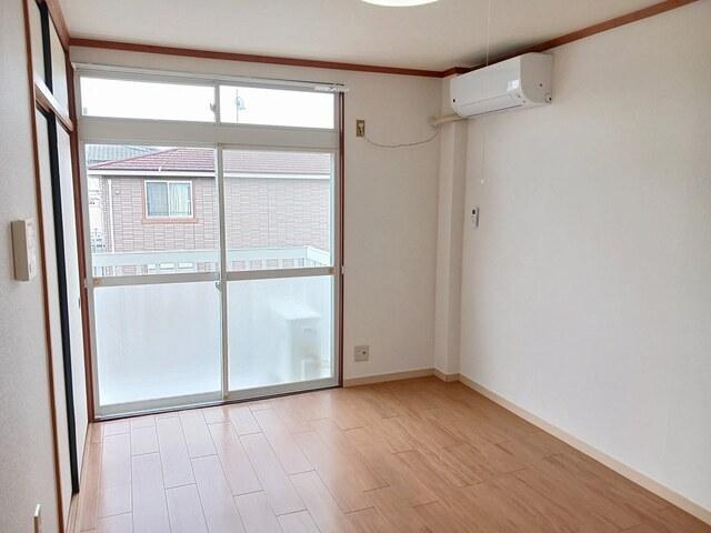 サクセスタウン岸岡　Ｂ（2-B） 室内