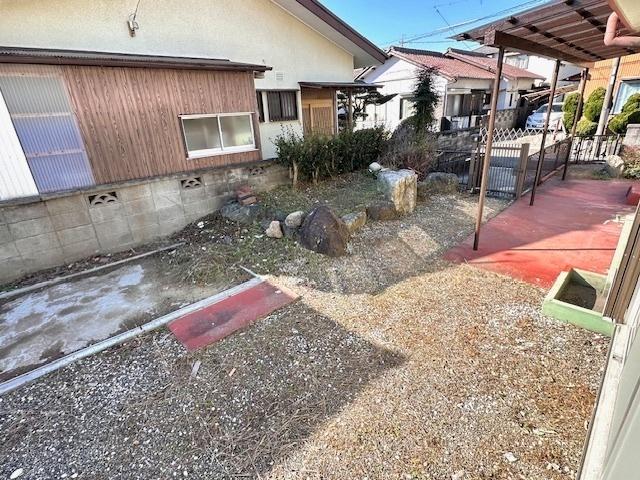 北堀江2丁目貸家 庭
