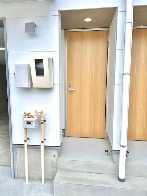 REBORN新町（C） 玄関