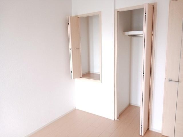 ピュアシス若松（204） 収納