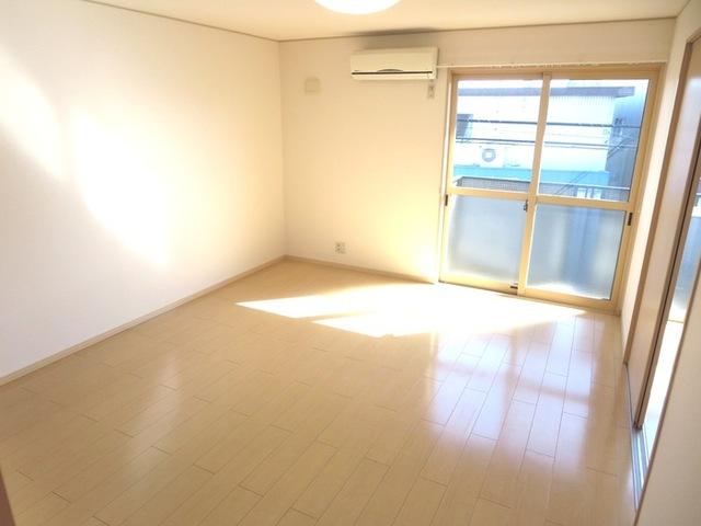 ドミール三日市　B（202） 部屋画像