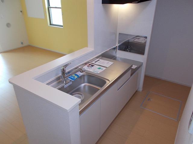 ラフレシール　Ｂ棟（102） キッチン