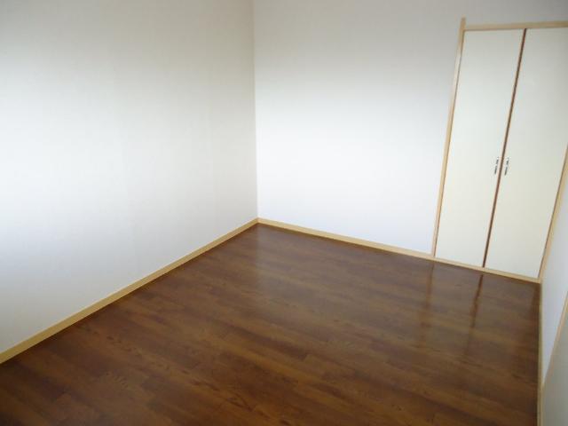 パールロイヤル江島 部屋画像