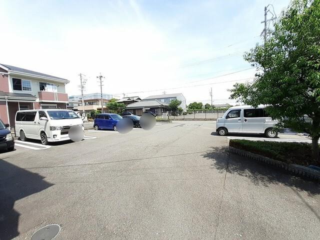 ランドマーク　２００２　１（202） 駐車場