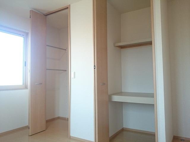 オエステ バージェ　C（202） 部屋画像