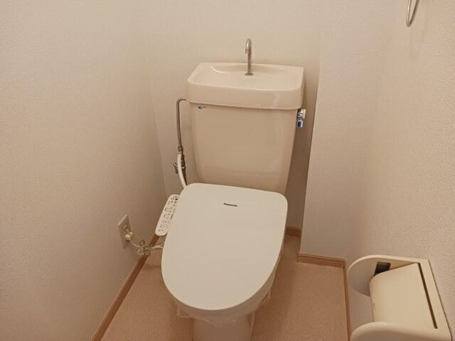 ラヴィータ白子（2B） トイレ