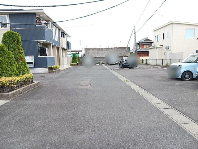 Ｓｕｎ　ｅａｓｔ（202） 駐車場