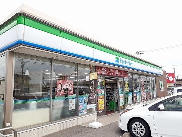 ファミリーマート南玉垣店：800m