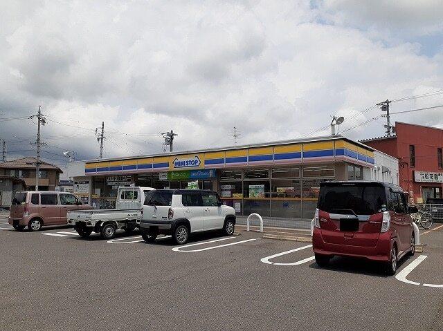 ミニストップ　鈴鹿平田店：800m