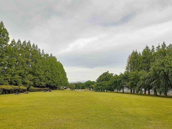 石垣池公園：1400m