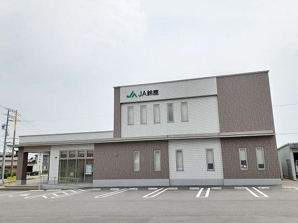 ＪＡ鈴鹿　一ノ宮支店：850m