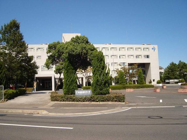 鈴鹿医療科学大学：80m