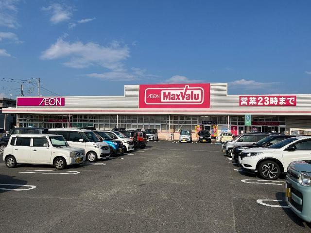 マックスバリュ岡田店：1411m