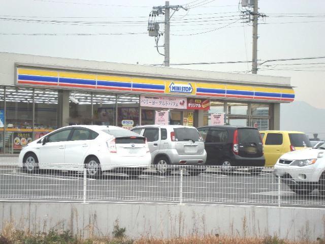 ミニストップ鈴鹿安塚店：602m