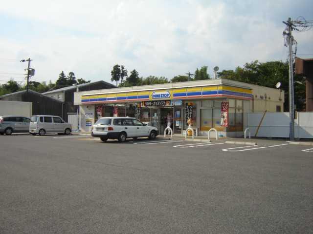 ミニストップ亀山関木崎店：1082m