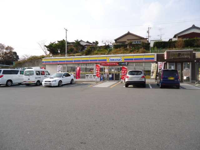 ミニストップ亀山井田川店：1312m