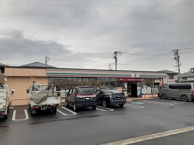 セブンイレブン寺家町店：350m