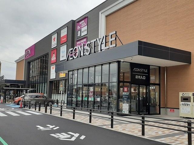 そよら白子鈴鹿店：1300m
