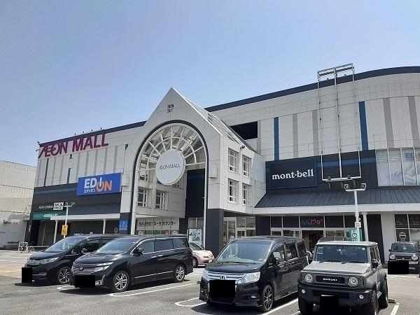 イオンモール鈴鹿店：1500m