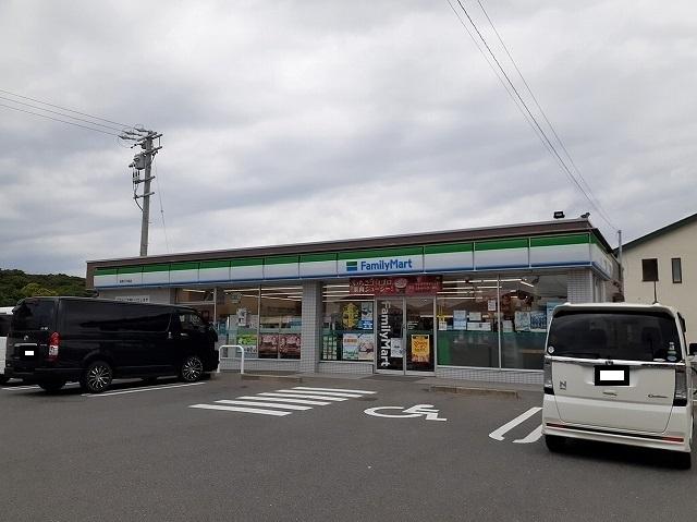 ファミリーマート鈴鹿　千代崎店：500m