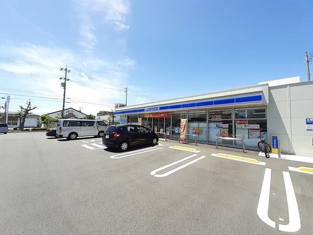 ローソン鈴鹿中江島店：403m