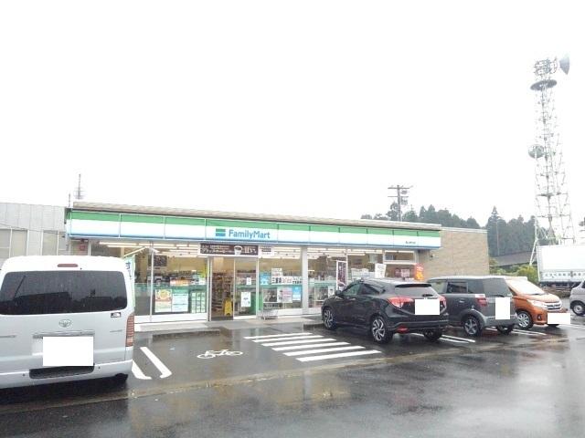 ファミリーマート野村店：150m
