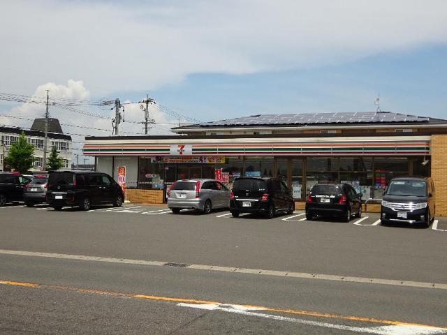セブンイレブン鈴鹿道伯5丁目店：757m
