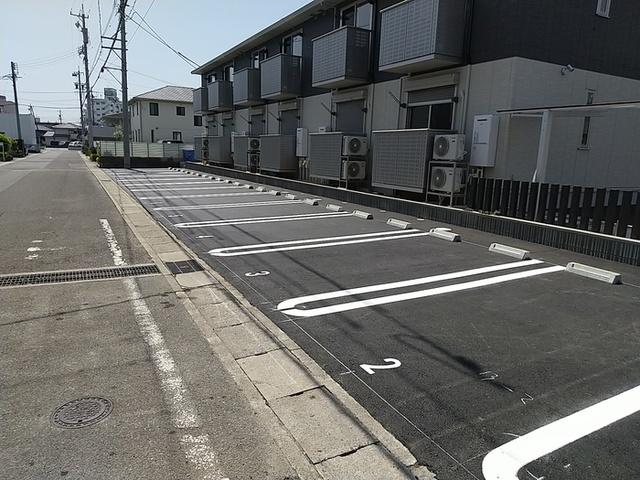 メルベーユ（207） 駐車場