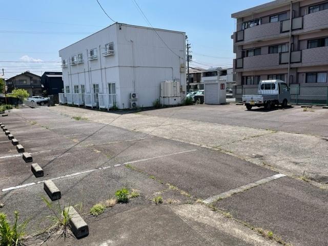 コーポ・ユー（107） 駐車場