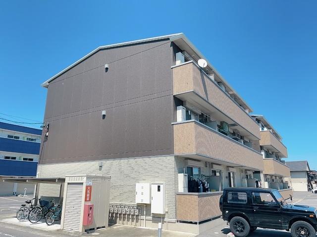 ラ フロレゾン　B棟（101） 外観