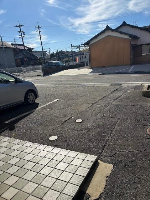 楠町貸店舗（1） 駐車場