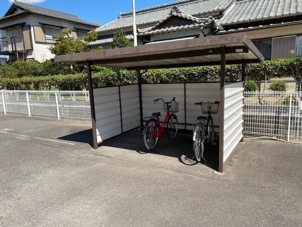 apartment 東旭が丘６丁目